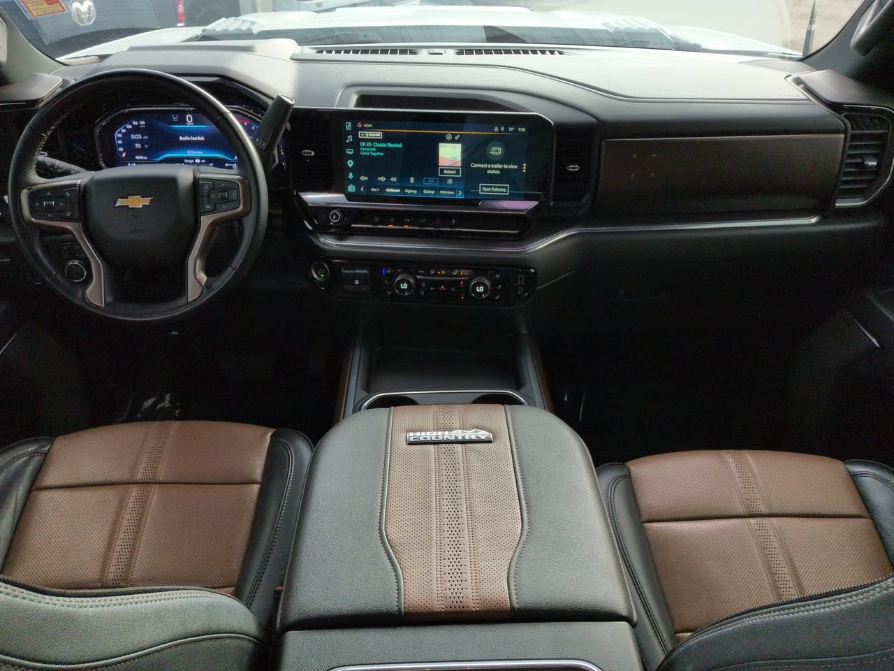 Used 2024 Chevrolet Silverado 3500 High Country w/ High Country Premium Package AWD/4WD image 14