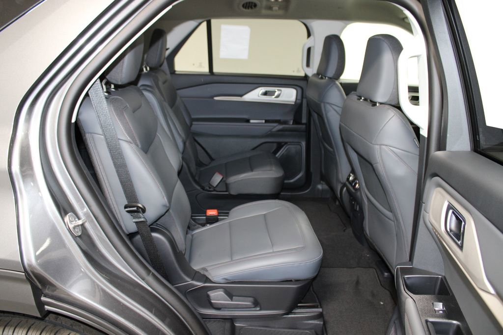 New 2026 Ford Explorer Active w/ Active Comfort Package image 31