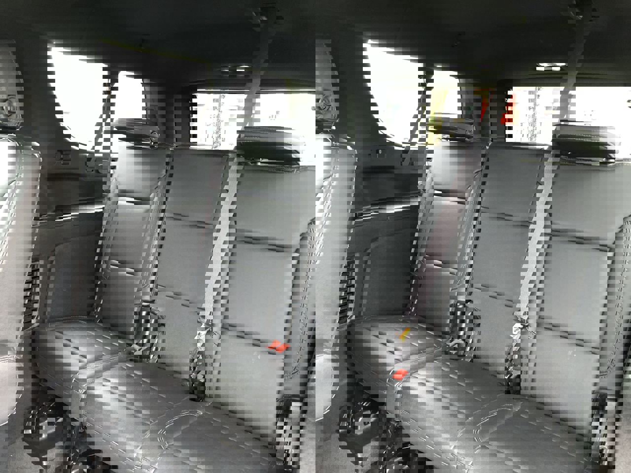 Used 2021 Chevrolet Suburban LT w/ LT Signature Plus Package image 12