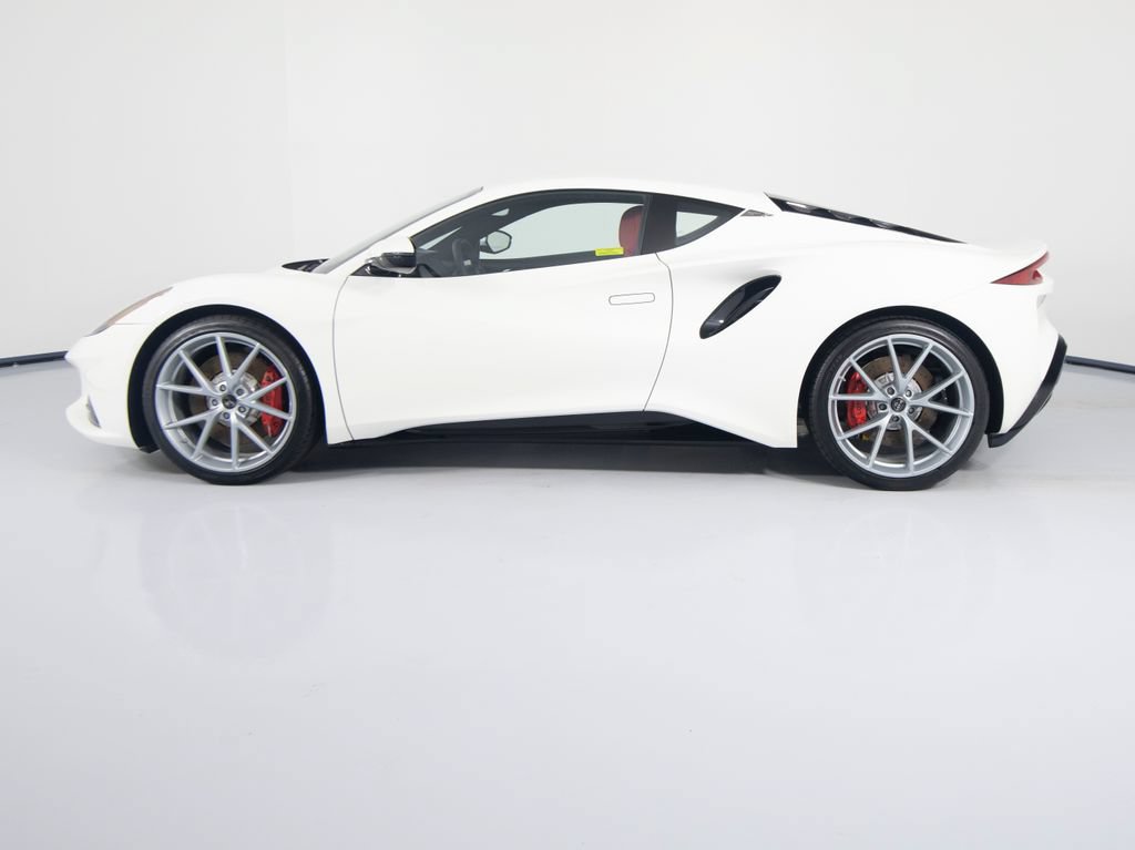 Used 2025 Lotus Emira RWD image 8
