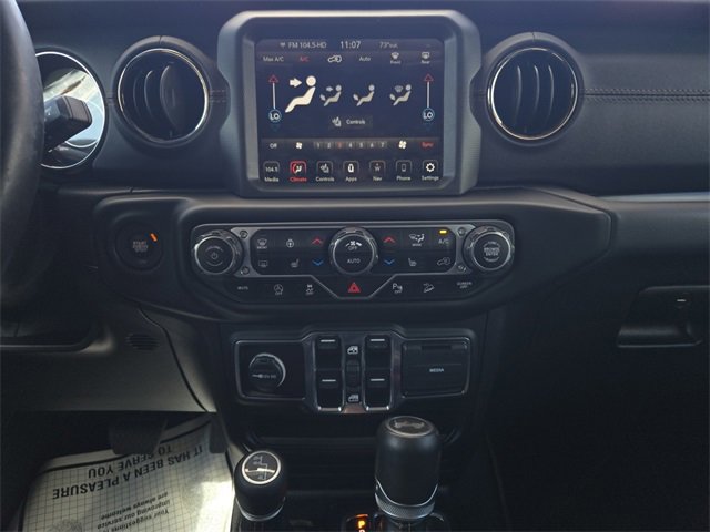 Used 2020 Jeep Wrangler Unlimited Sahara image 20