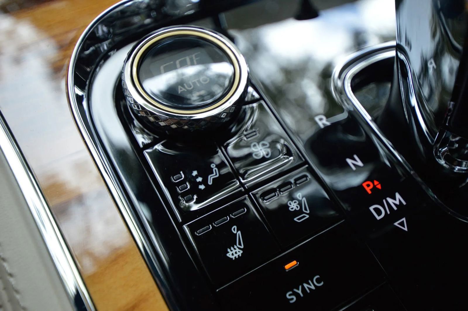 Used 2021 Bentley Continental GT image 41