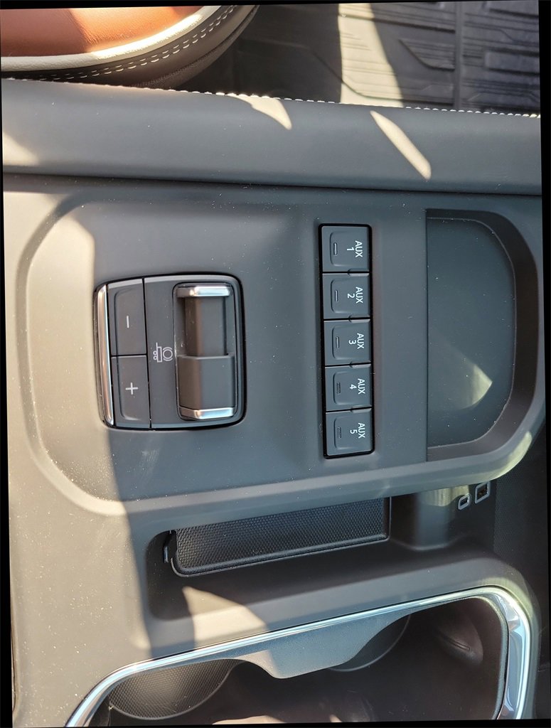 New 2025 GMC Sierra 3500 Denali Ultimate image 32