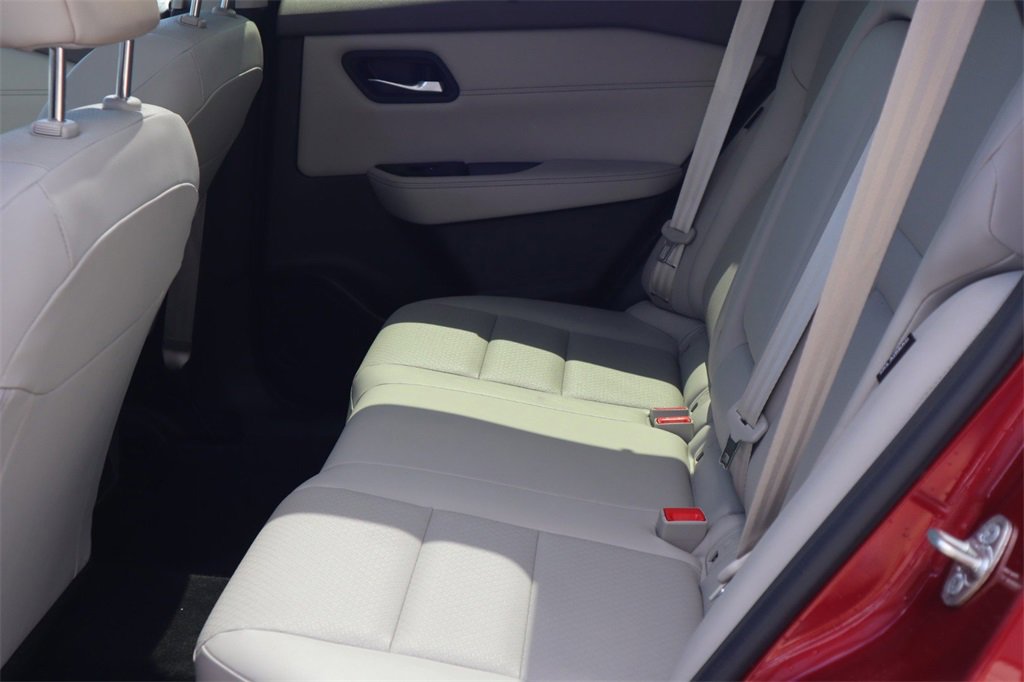 Certified 2023 Nissan Rogue SV w/ SV Premium B Package image 9