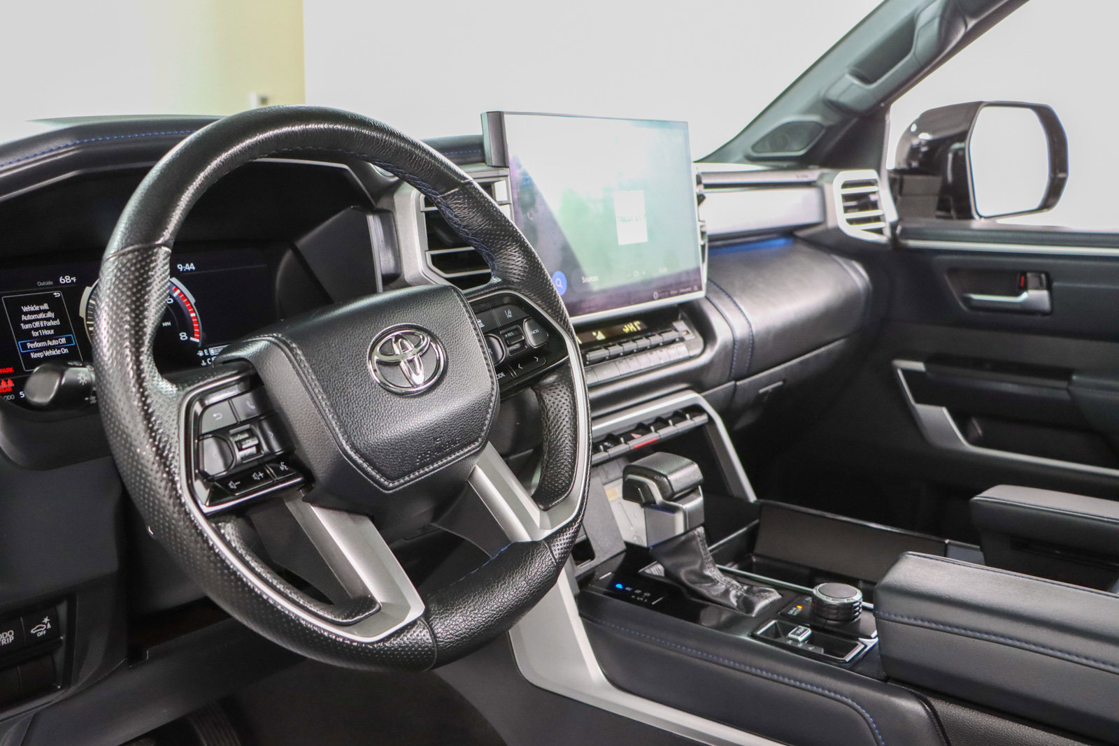 Used 2023 Toyota Tundra Platinum image 25