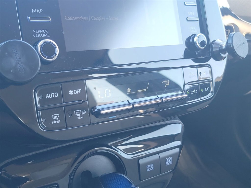 Used 2020 Toyota Prius LE image 27