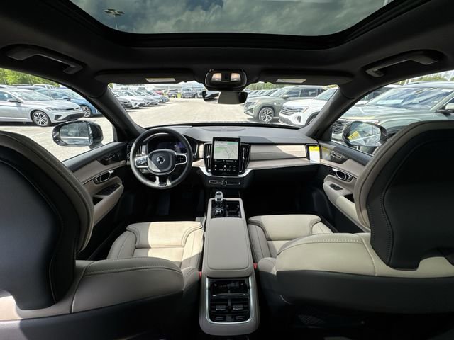 New 2026 Volvo XC90 T8 Ultra w/ Protection Package Premier AWD/4WD image 21