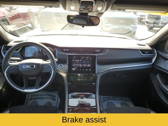 Used 2023 Jeep Grand Cherokee L Laredo AWD/4WD image 17