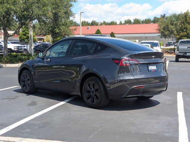 Used 2024 Tesla Model Y Long Range AWD/4WD image 7