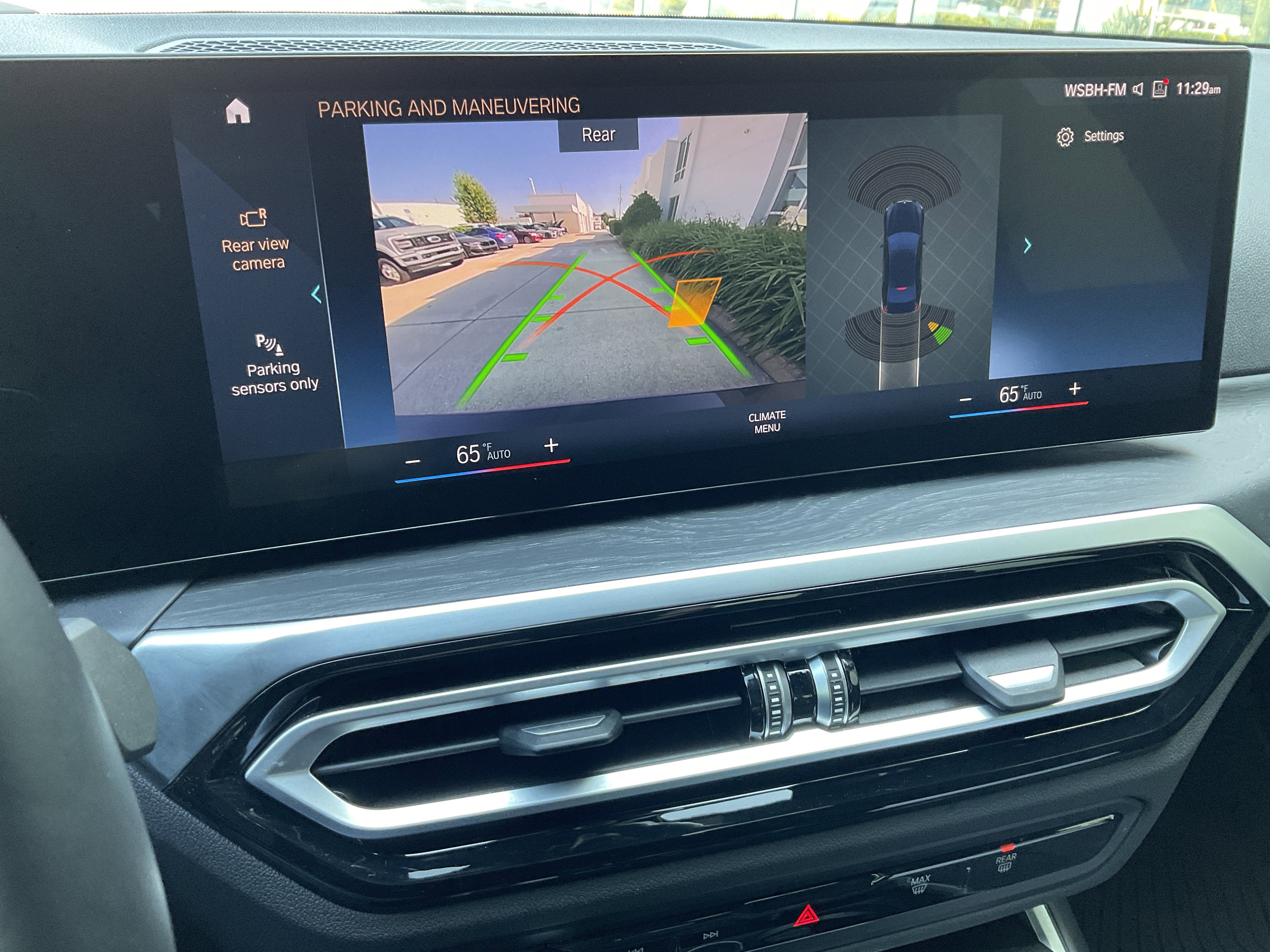 Certified 2024 BMW 330i Sedan w/ Premium Package image 16