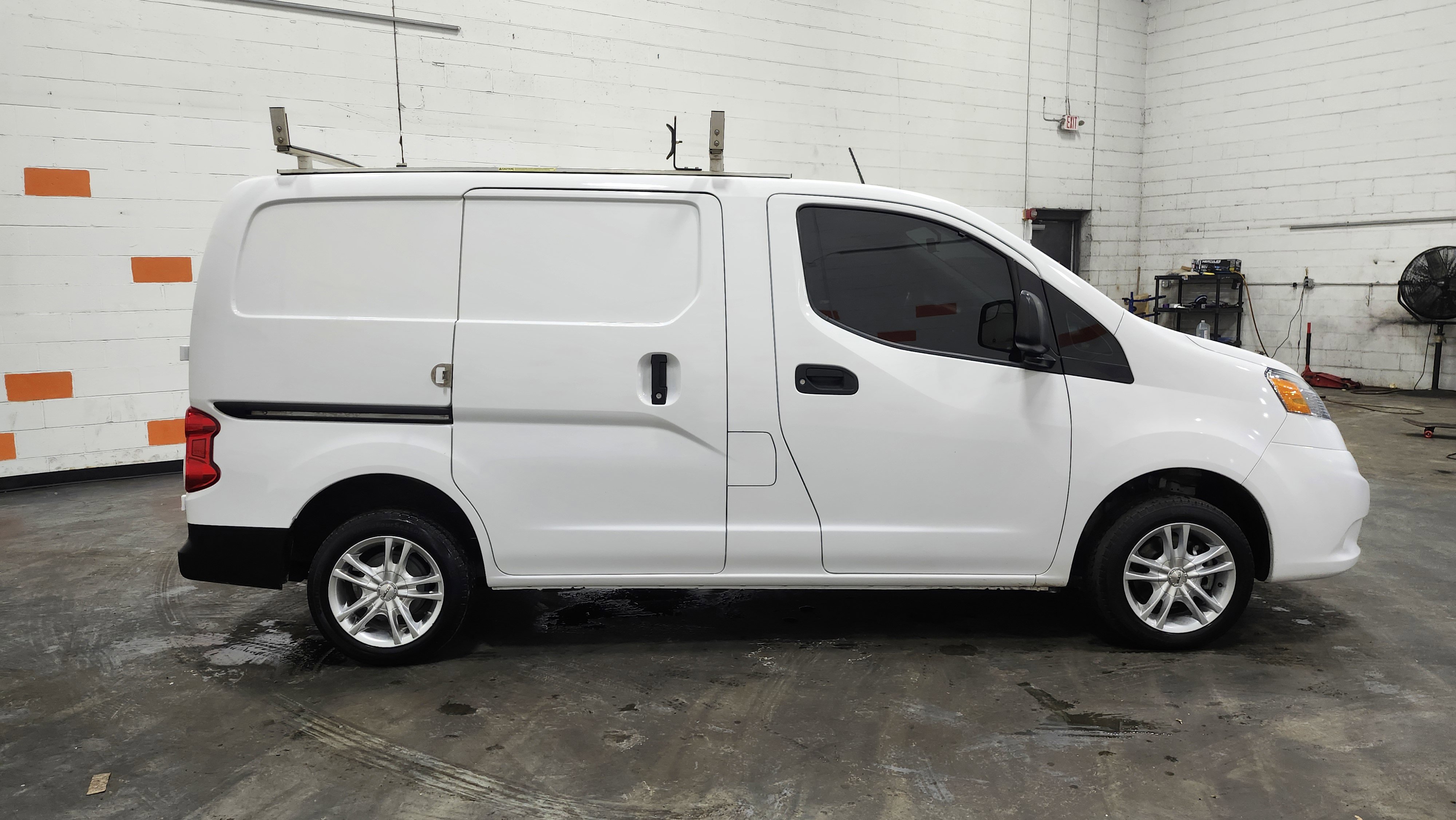 Used 2021 Nissan NV200 S w/ Back Door Glass Package image 16