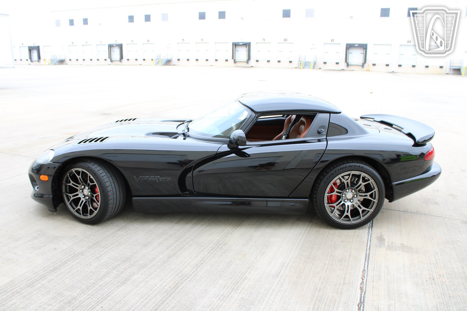 Used 2000 Dodge Viper RT/10 RWD image 2