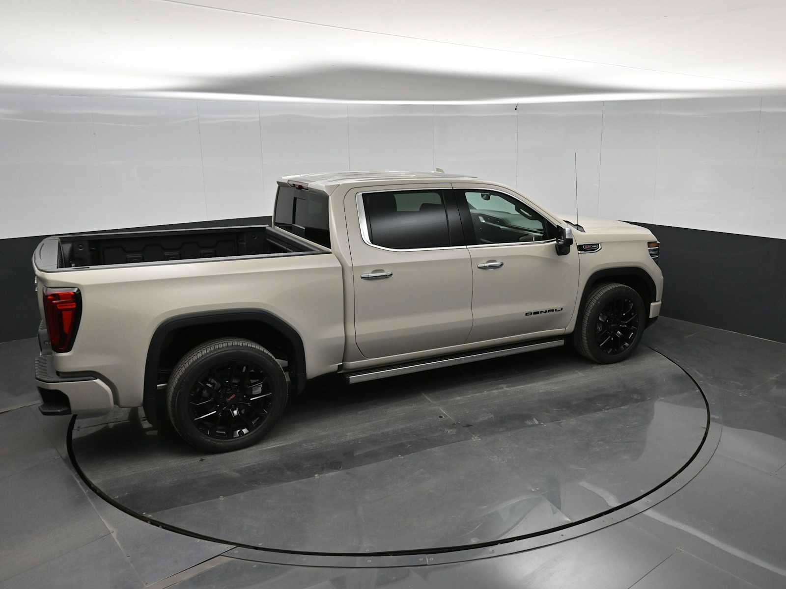New 2026 GMC Sierra 1500 Denali AWD/4WD image 29