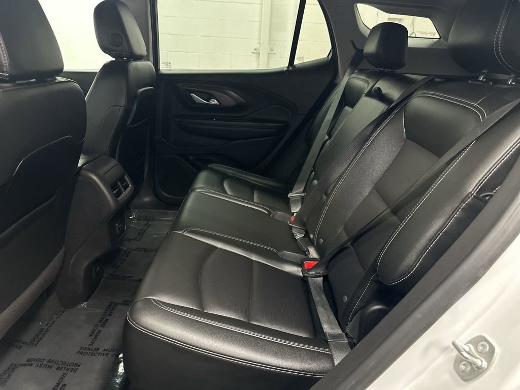 Used 2024 GMC Terrain SLT image 22