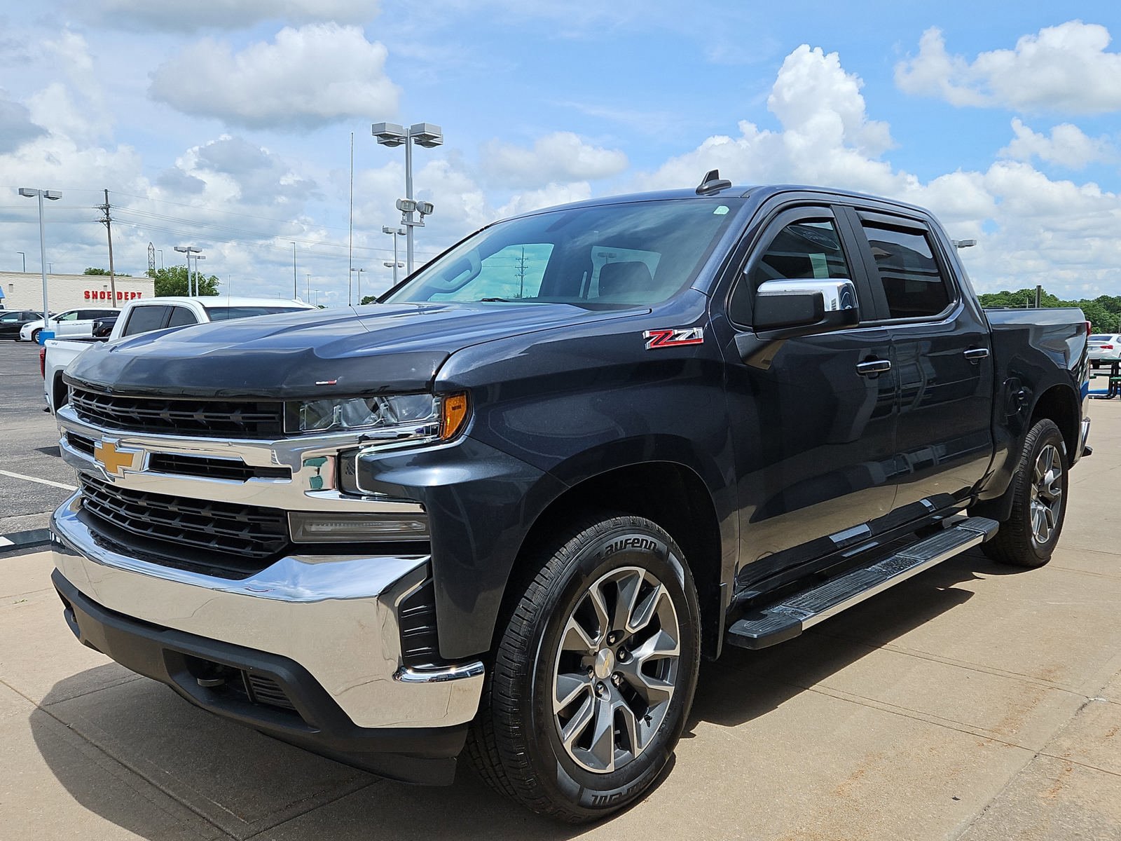 Used 2021 Chevrolet Silverado 1500 LT w/ All Star Edition Plus AWD/4WD image 2