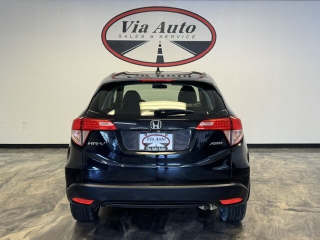 Used 2017 Honda HR-V LX image 8