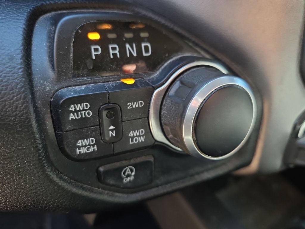 Used 2020 RAM 1500 Big Horn AWD/4WD image 17