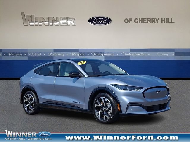 Certified 2022 Ford Mustang Mach-E Premium AWD/4WD image 1