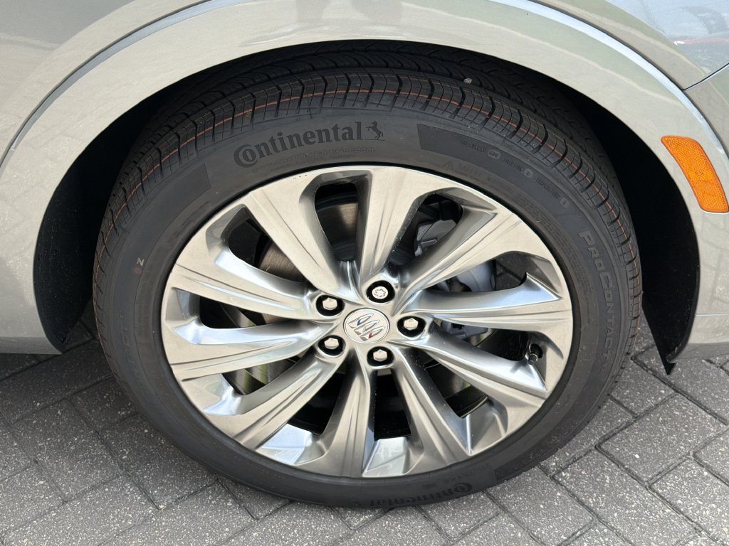 New 2026 Buick Envista Sport Touring FWD image 10