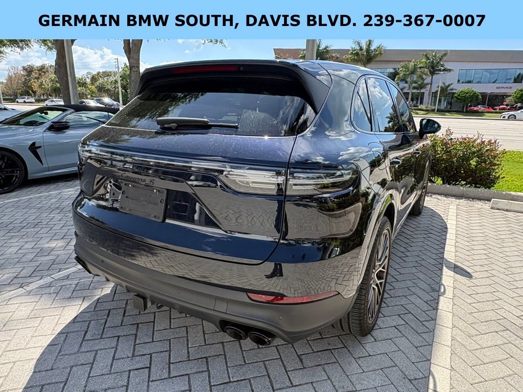 Used 2022 Porsche Cayenne S image 11