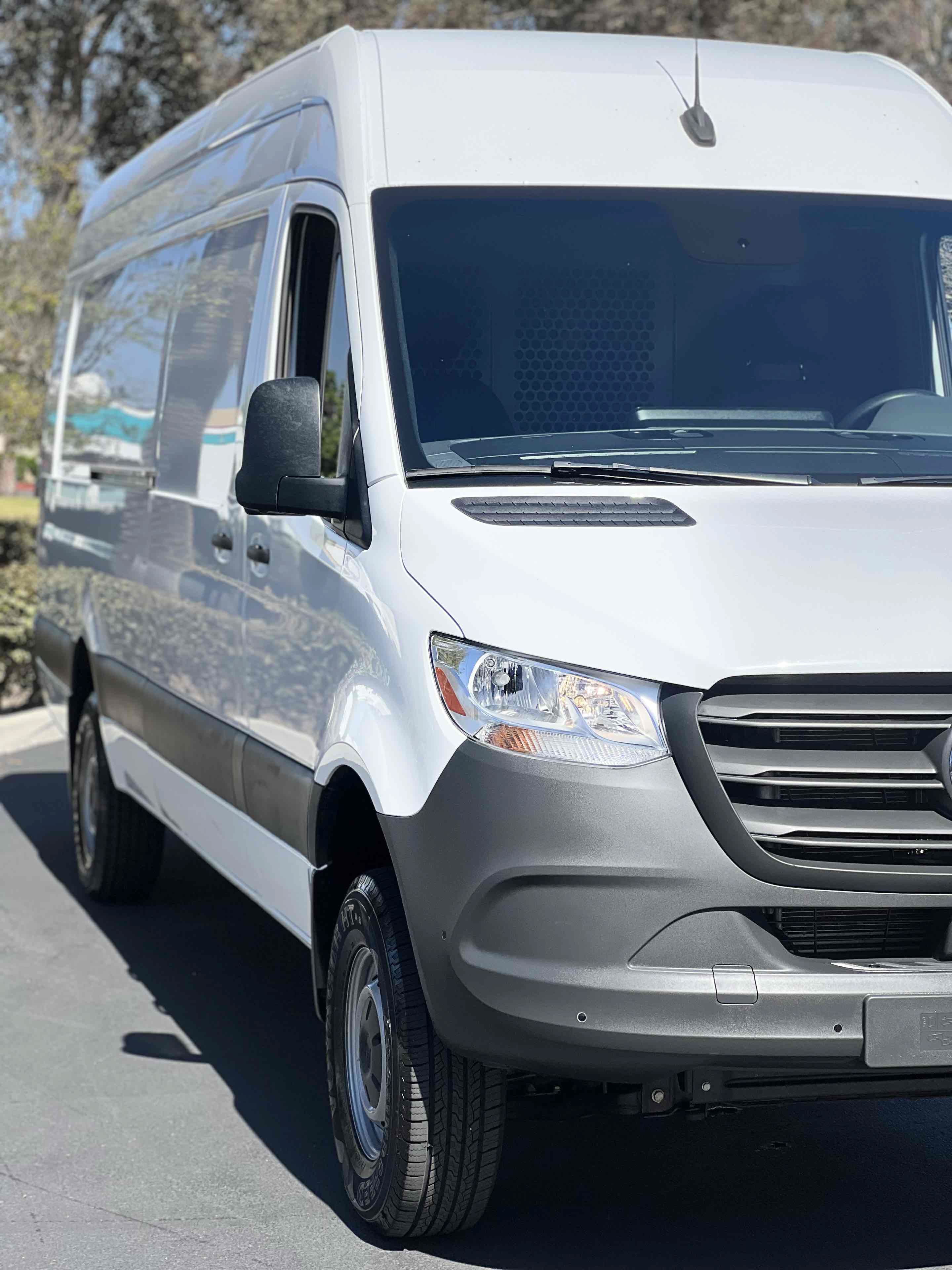 Used 2022 Mercedes-Benz Sprinter 2500 image 44