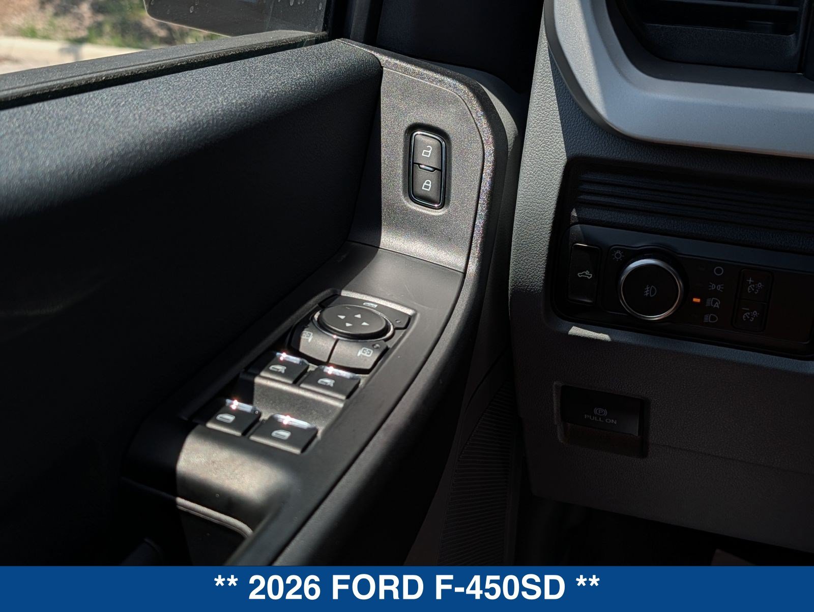 New 2026 Ford F450 XL w/ XL Chrome Package AWD/4WD image 24