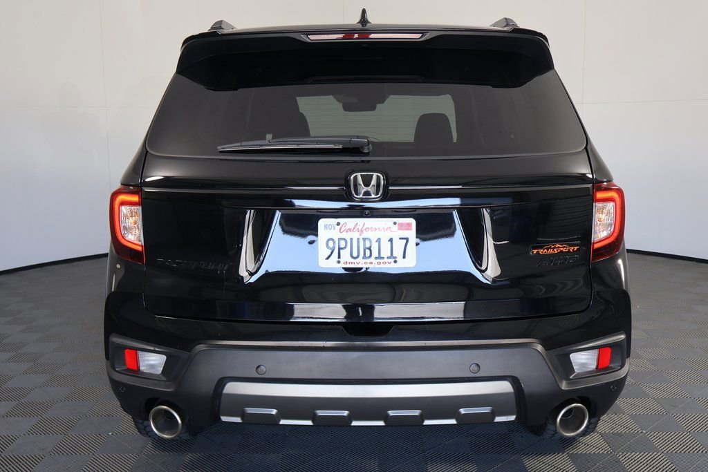 Used 2025 Honda Passport TrailSport image 5