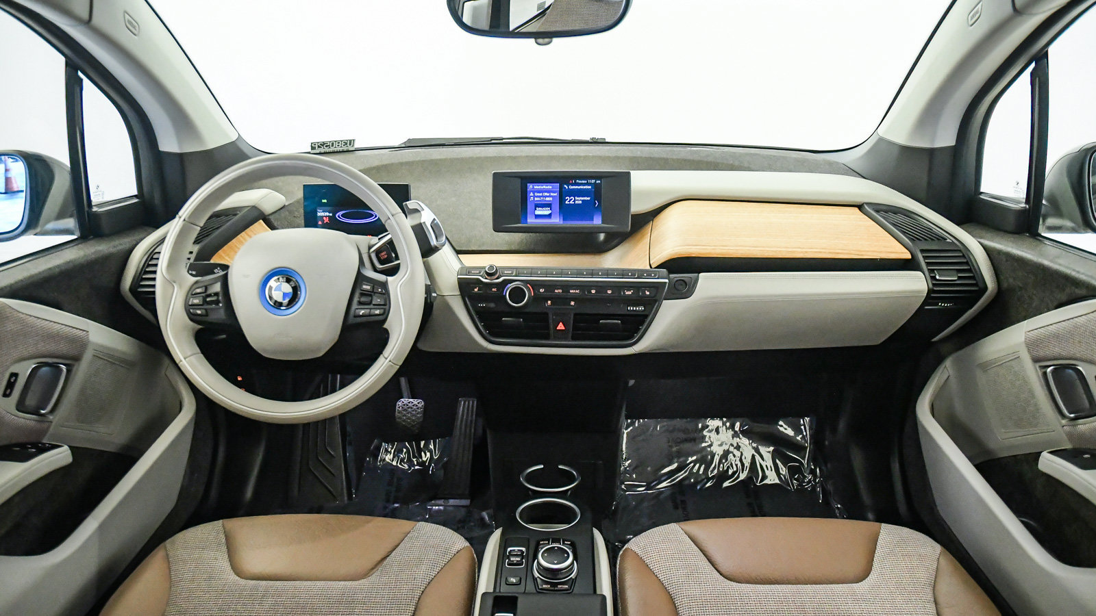 Used 2019 BMW i3 w/ Range Extender RWD image 16