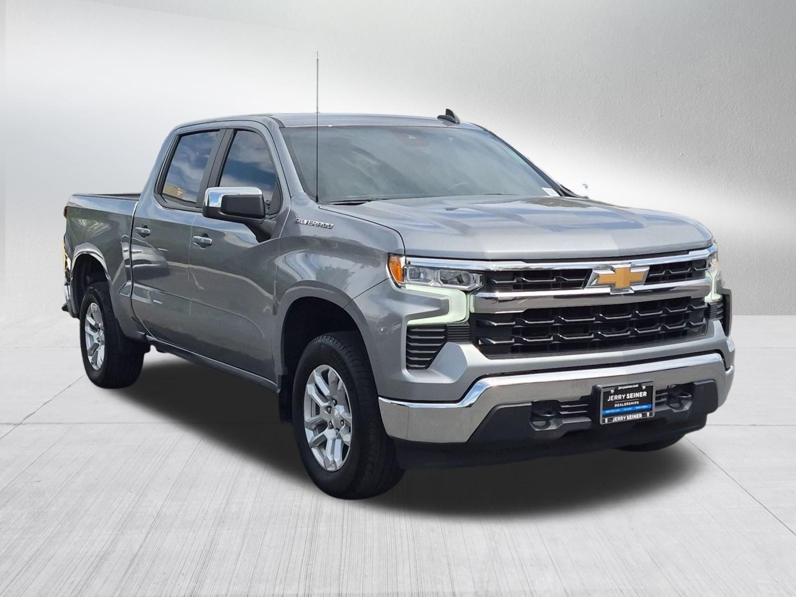 Certified 2024 Chevrolet Silverado 1500 LT AWD/4WD image 8
