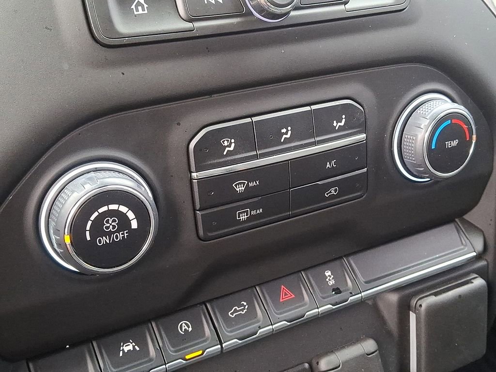 Used 2025 Chevrolet Silverado 1500 Custom image 15