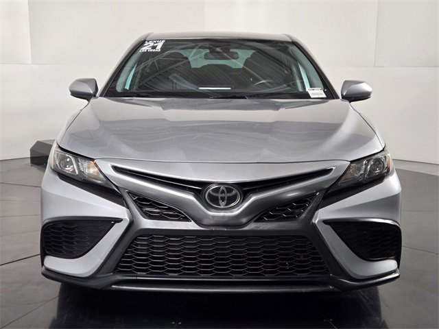 Used 2021 Toyota Camry SE image 8