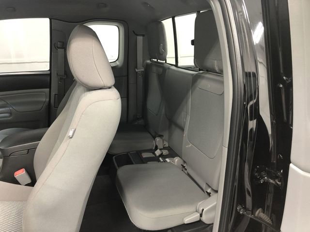 Used 2015 Toyota Tacoma 4x4 Access Cab V6 image 25