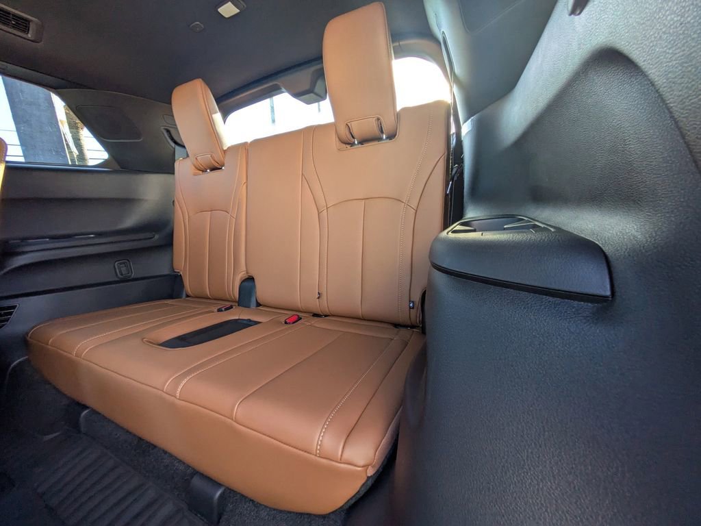 New 2026 INFINITI QX60 Autograph w/ Dark Cargo Package image 14