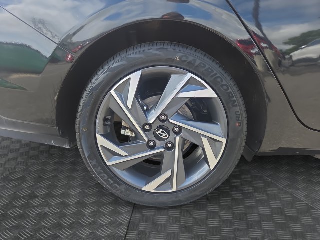 Used 2024 Hyundai Elantra SEL w/ Convenience Package FWD image 38