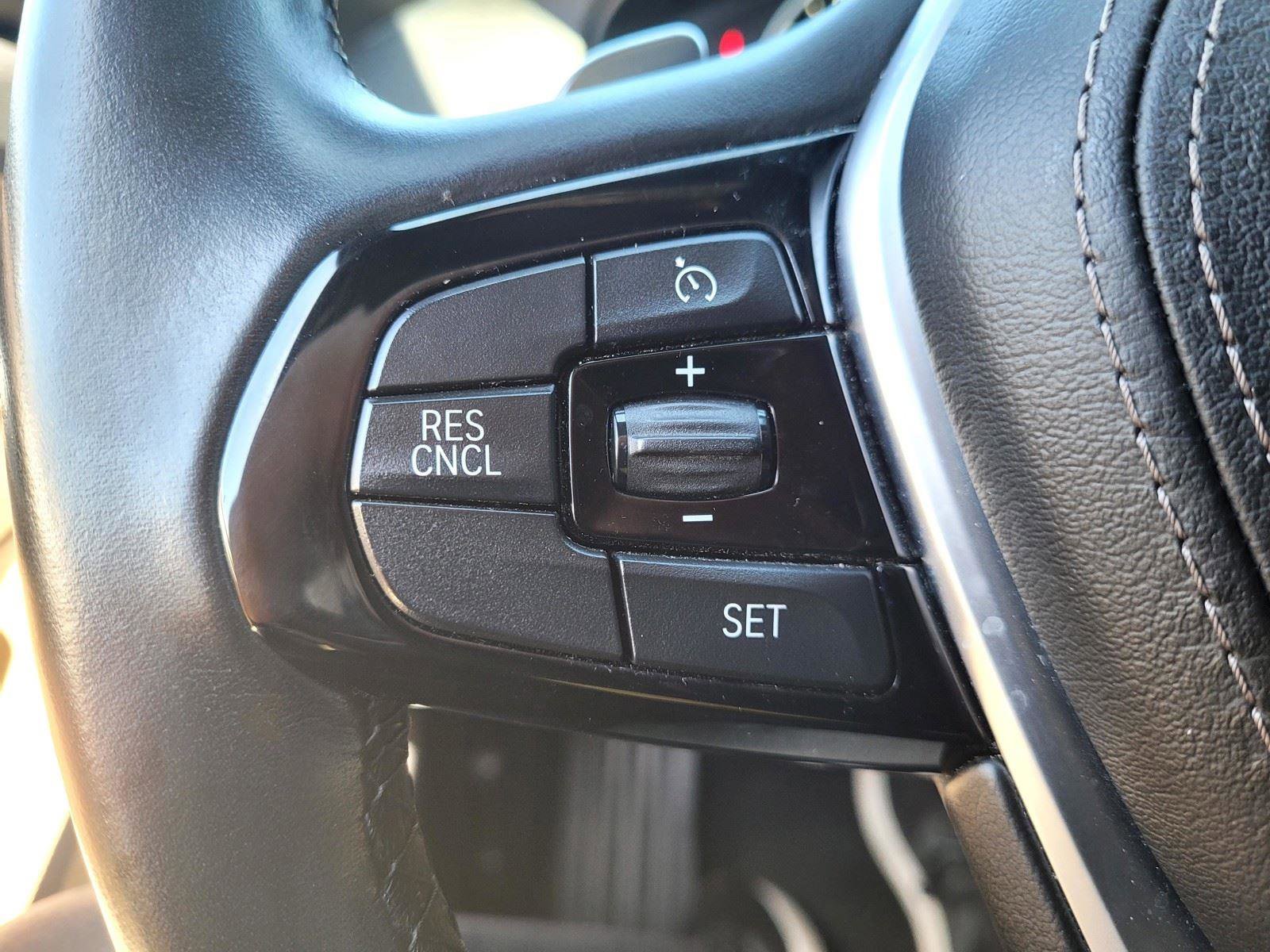 Used 2018 BMW 530e RWD image 34