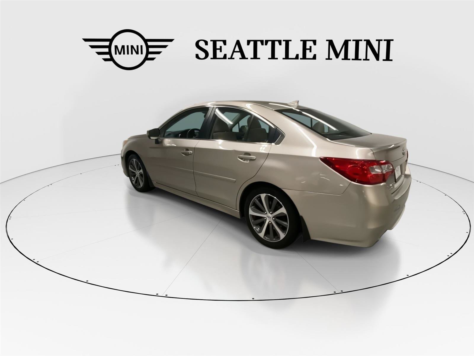 Used 2016 Subaru Legacy 2.5i Limited AWD/4WD image 8