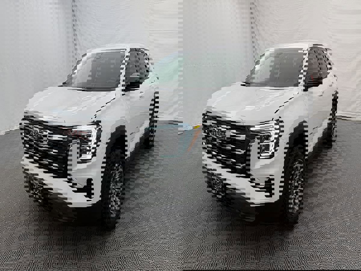 Used 2026 GMC Terrain Elevation image 2