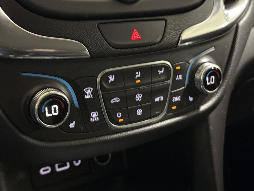 Used 2020 Chevrolet Equinox LT w/ Driver Convenience Package FWD image 16