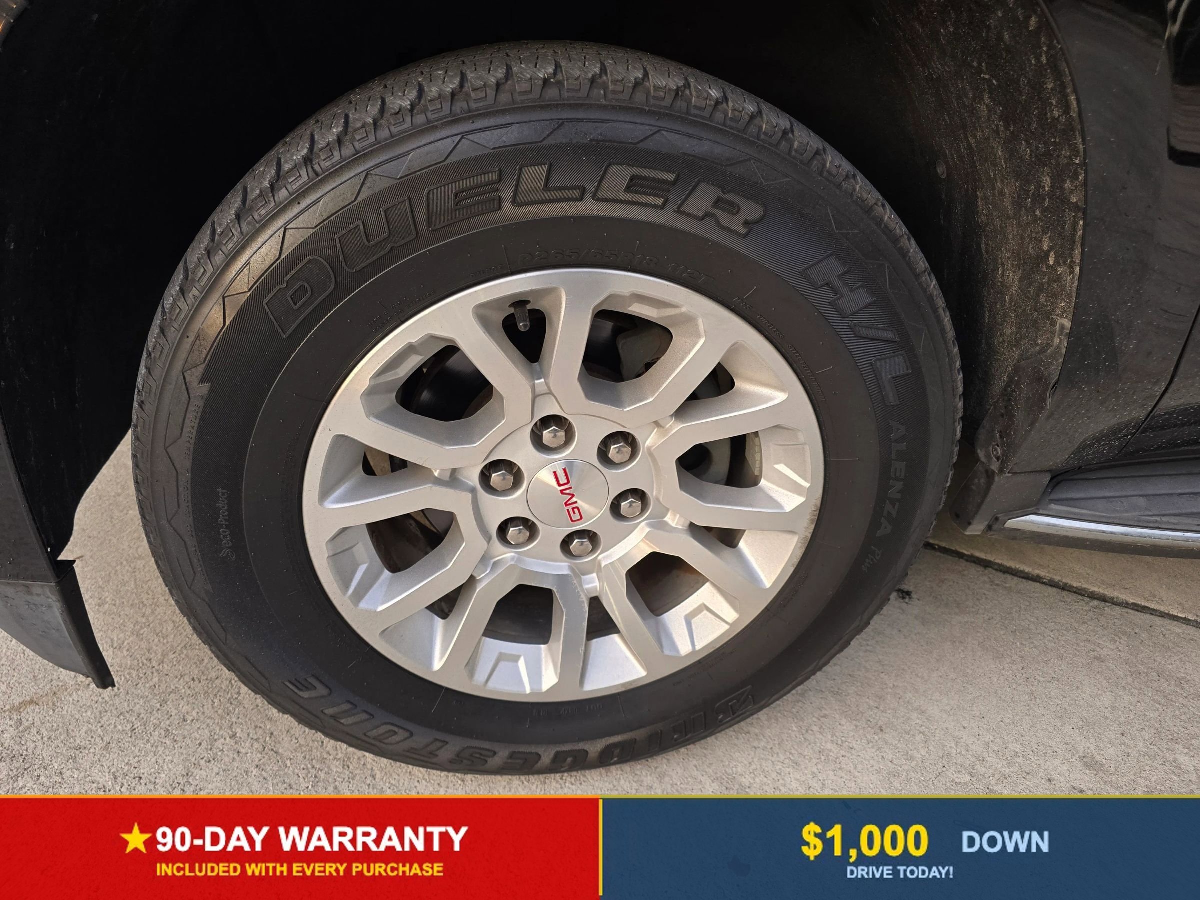 Used 2017 GMC Yukon XL SLT image 16