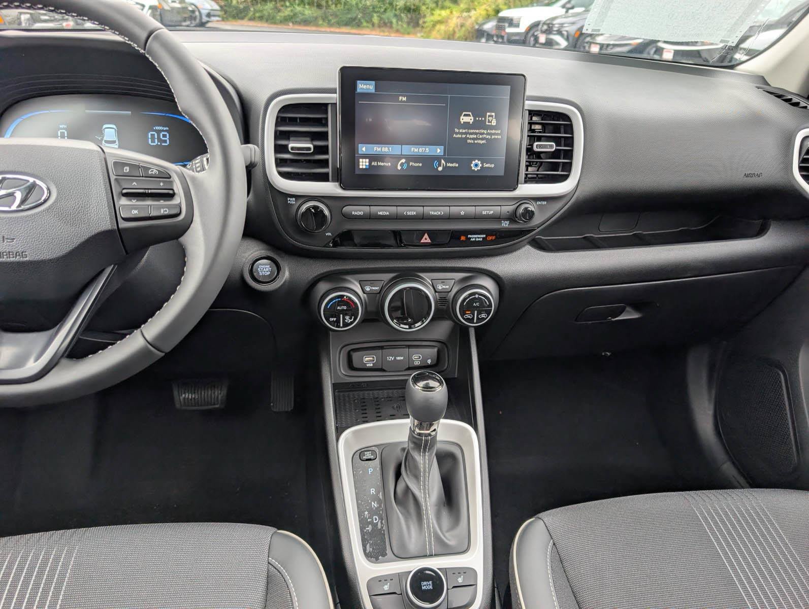 New 2026 Hyundai Venue SEL FWD image 13