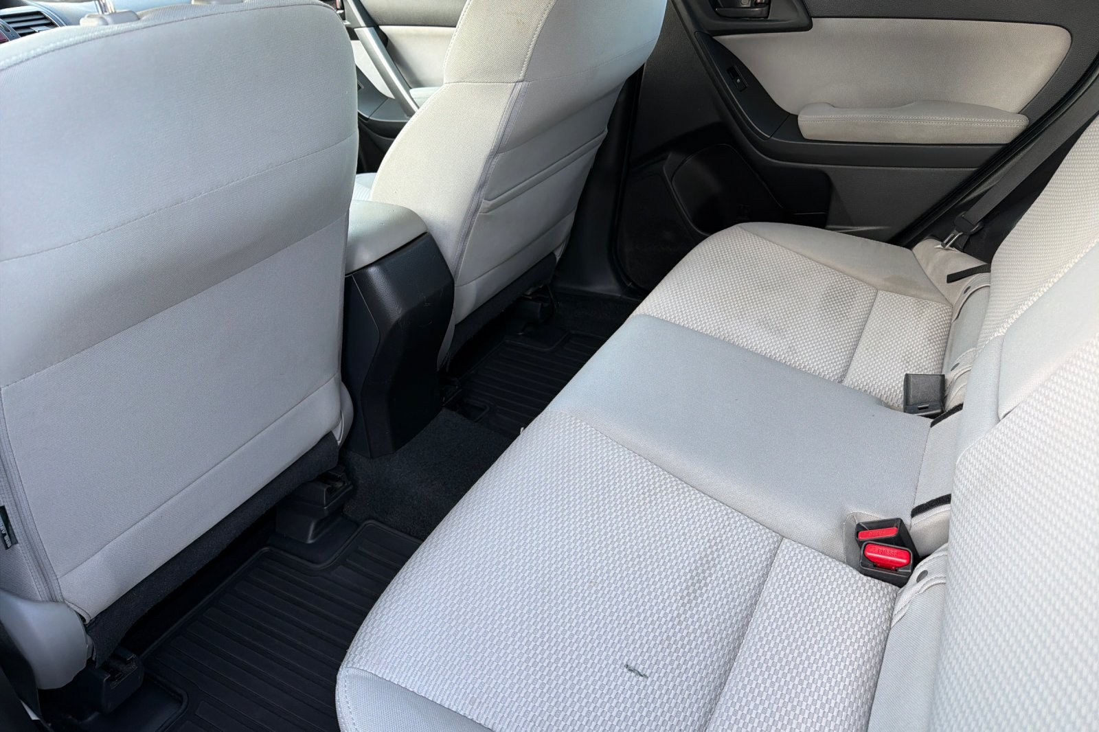 Used 2015 Subaru Forester 2.5i Premium AWD/4WD image 9