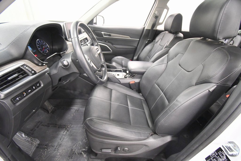 Certified 2022 Kia Telluride EX w/ EX Premium Package image 13