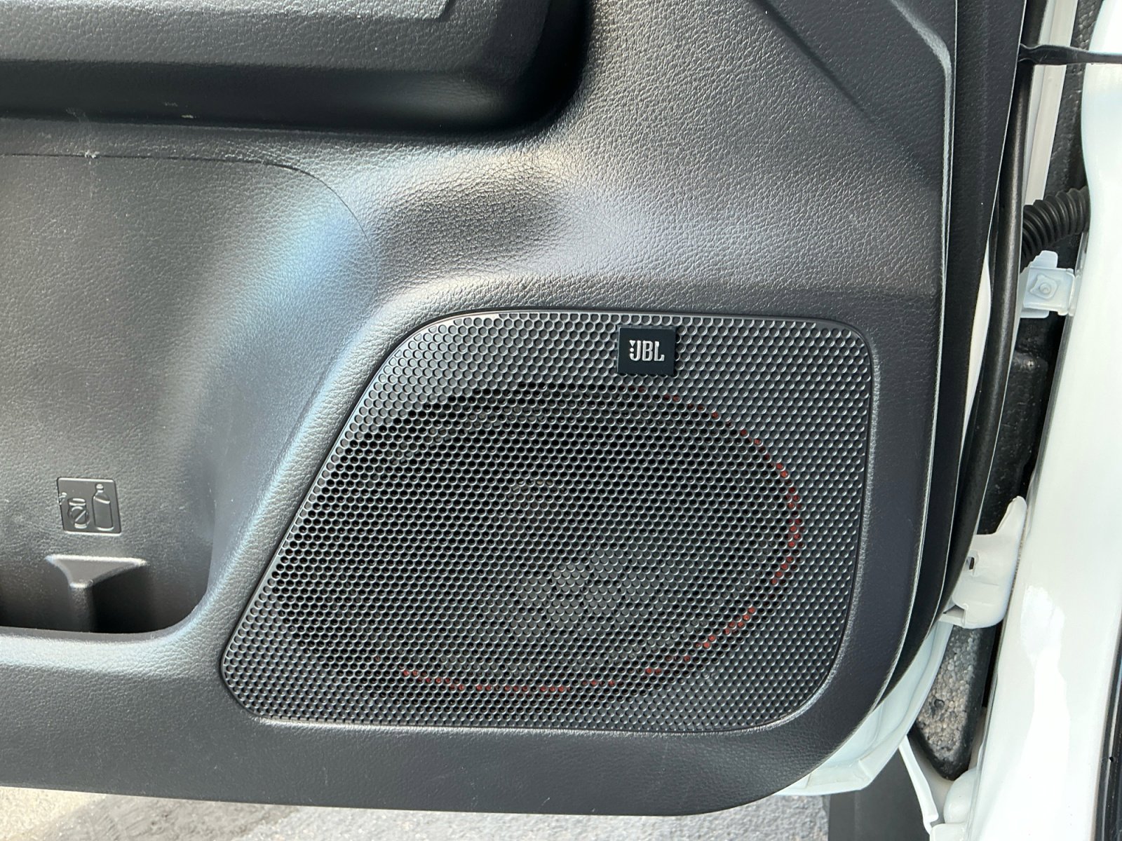 Used 2023 Toyota Tacoma TRD Off-Road image 27