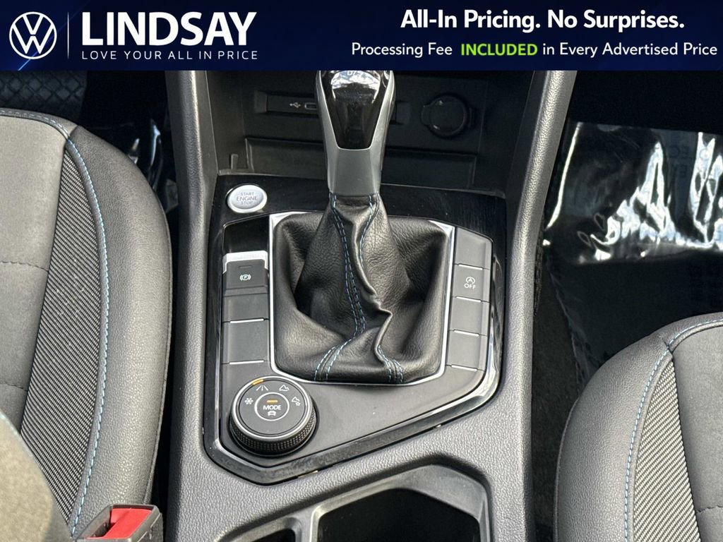 Used 2024 Volkswagen Taos SE AWD/4WD image 17