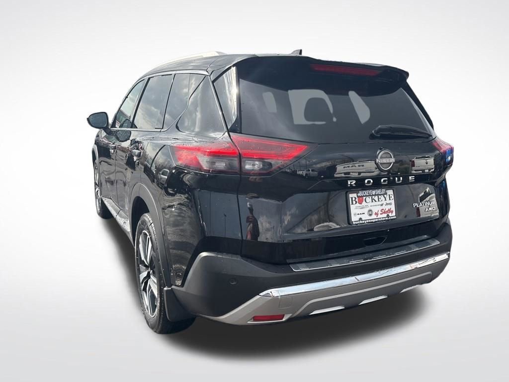 Used 2022 Nissan Rogue Platinum w/ Head-Up Display Package image 5