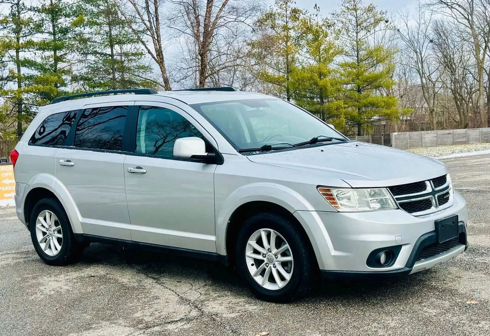 Used 2013 Dodge Journey SXT w/ Flexible Seating Group image 12
