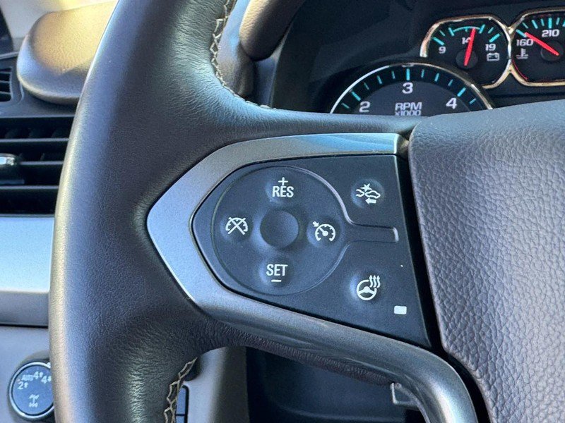 Used 2019 Chevrolet Suburban LT image 20