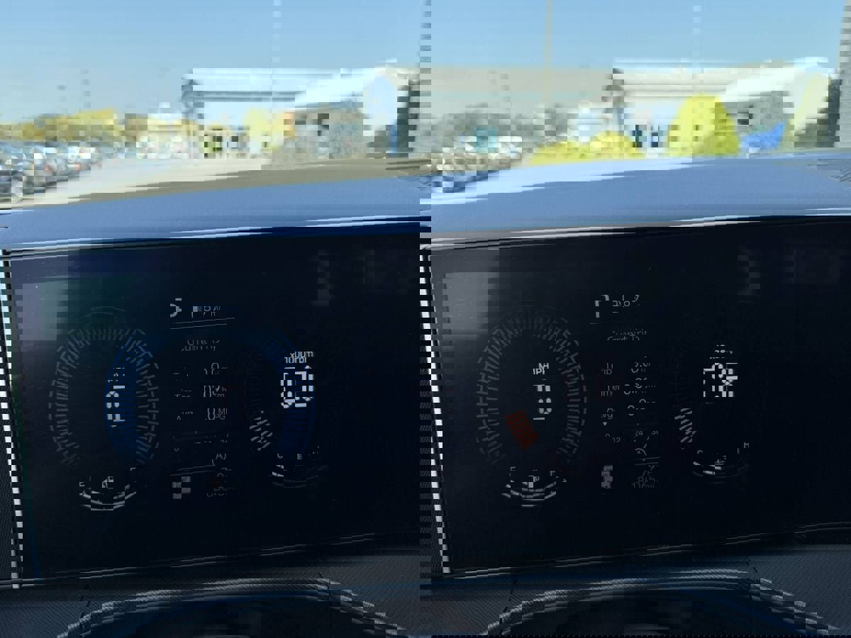 Used 2024 Hyundai Santa Fe XRT image 10