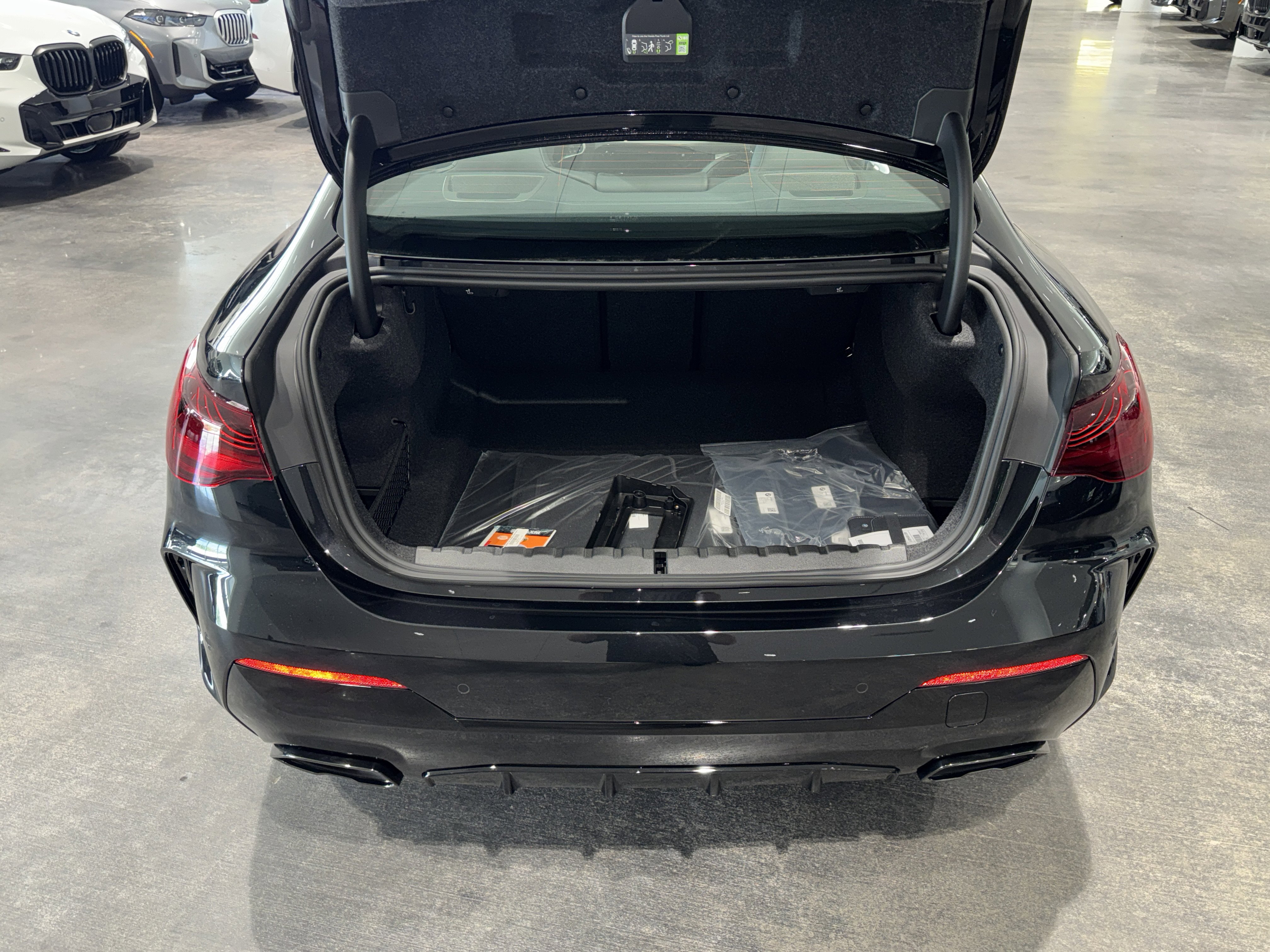 New 2026 BMW M440i Coupe w/ Premium Package RWD image 11