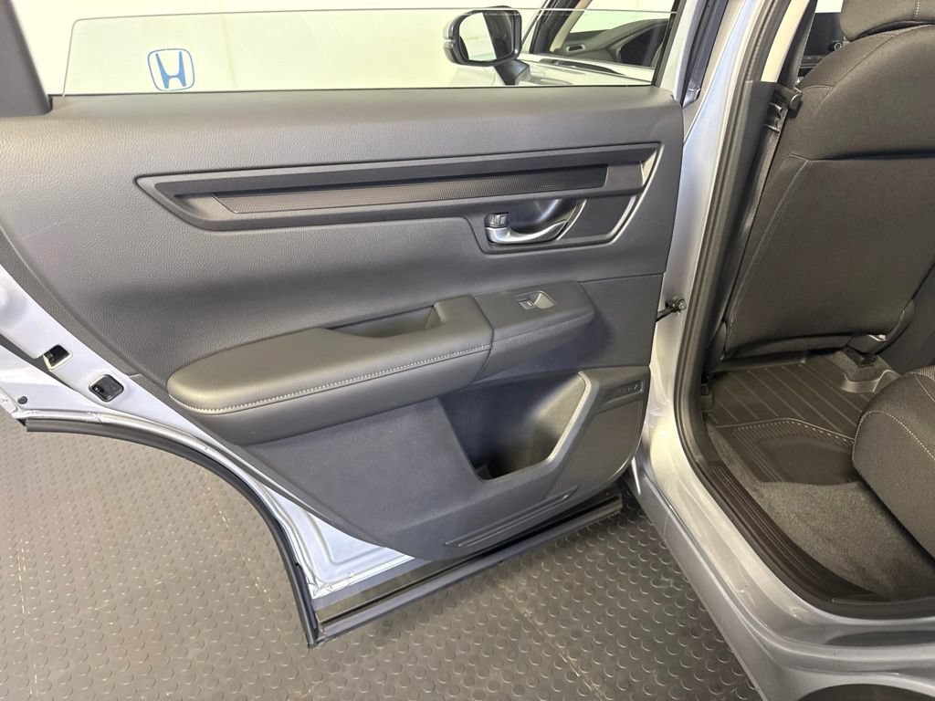 Used 2024 Honda CR-V LX image 12